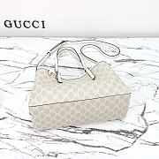 Kitlife Gucci GG Emblem Small Tote Bag White 815214 31x18.5x11.5cm - 4