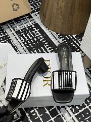 Kitlife Dior Dway Heeled Slide Black and White Cotton Embroidered with Dior Graphique Motif - 4