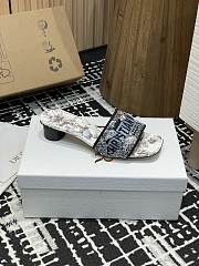 Kitlife Dior Dway Flower Embroidered Slide White & Blue - 3