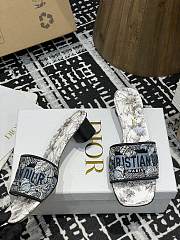 Kitlife Dior Dway Flower Embroidered Slide White & Blue - 2