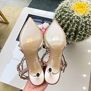 Kitlife Valentino Garavani Rockstud Caged Pump in White Patent Leather - 4