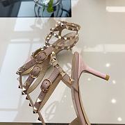 Kitlife Valentino Garavani Rockstud Caged Pump in Pink Patent Leather - 5