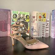 Kitlife Valentino Garavani Rockstud Caged Pump in Pink Patent Leather - 2