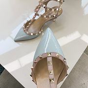Kitlife Valentino Garavani Rockstud Caged Pump in Light Blue Patent Leather - 6