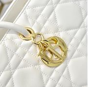 Kitlife Dior Toujours Handbag Calfskin White 37x22x12cm - 6