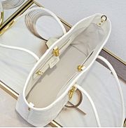 Kitlife Dior Toujours Handbag Calfskin White 37x22x12cm - 4