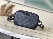 Kitlife Louis Vuitton Trocadéro Wearable Wallet Black M14253 20x13x6.5cm - 1