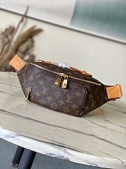 Kitlife Louis Vuitton Rush Bumbag Brown M14019 30x15x8cm - 1