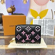 Kitlife Louis Vuitton x TM Lou Wallet Black Pink M12378 11.5x8.5x2.2cm - 1