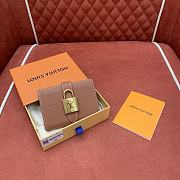 Kitlife Louis Vuitton Low Key Compact Wallet Brown M12148 11x8.5x2cm - 1