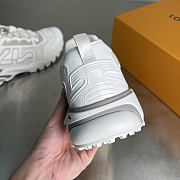 Kitlife Louis Vuitton Runner Tatic Sneakers White  - 6