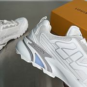Kitlife Louis Vuitton Runner Tatic Sneakers White  - 4