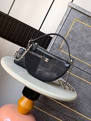 Kitlife Chanel Pouch Black Mesh, Shiny Lambskin & Gold-Tone Metal 15x22x6cm   - 1