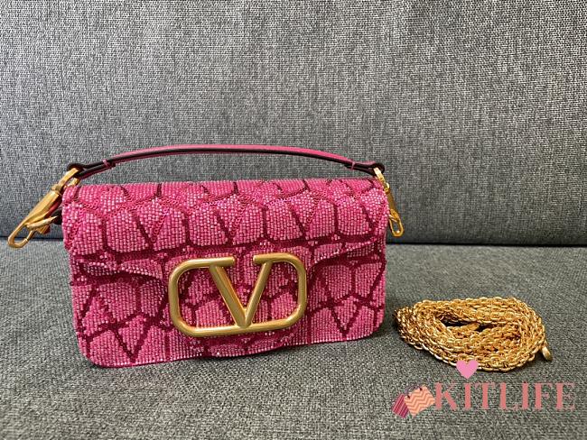 Kitlife Valentino VLogo Signature Beaded Calfskin Shoulder Bag Pink 20x11x5cm - 1