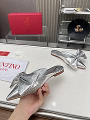 Kitlife Valentino Garavani Bow Satin Mules Silver - 4
