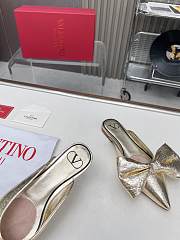 Kitlife Valentino Garavani Bow Satin Mules Gold - 5