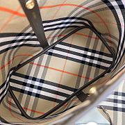 Kitlife Burberry Small Check Shoulder Bag in Beige 26.5x13.5x46.5cm - 4