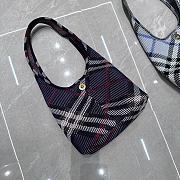 Kitlife Burberry Small Check Shoulder Bag in Purple 28×17.5×28cm - 5