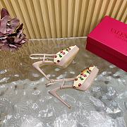 Kitlife Valentino Little Cherry V Buckle High-heeled Sandals Beige - 3