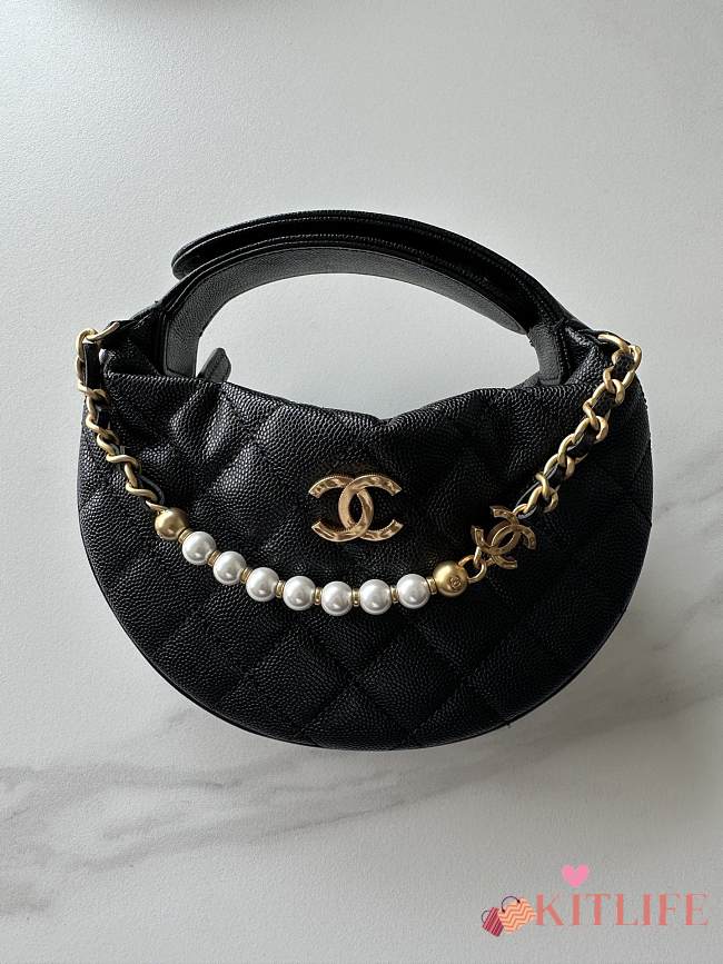 Kitlife Chanel Pouch Black Grained Calfskin Imitation Pearl Gold Tone Metal 19x20x4cm - 1