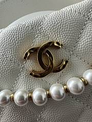 Kitlife Chanel Pouch White Grained Calfskin Imitation Pearl Gold Tone Metal 19x20x4cm  - 5