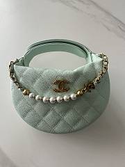 Kitlife Chanel Pouch Blue Grained Calfskin Imitation Pearl Gold Tone Metal 19x20x4cm - 1