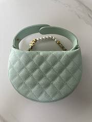Kitlife Chanel Pouch Blue Grained Calfskin Imitation Pearl Gold Tone Metal 19x20x4cm - 2