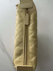 Kitlife Chanel Pouch Beige Grained Calfskin Imitation Pearl Gold Tone Metal 19x20x4cm - 3