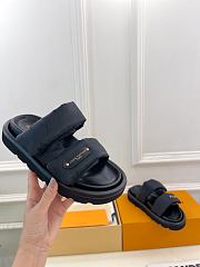 Kitlife Louis Vuitton Pool Pillow Flat Comfort Mule Black - 5