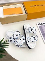 Kitlife Louis Vuitton Pool Pillow Flat Comfort Mule White  - 5