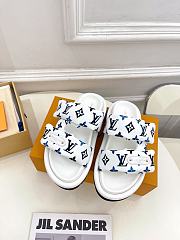 Kitlife Louis Vuitton Pool Pillow Flat Comfort Mule White  - 1
