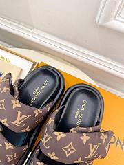 Kitlife Louis Vuitton Pool Pillow Flat Comfort Mule Brown - 2