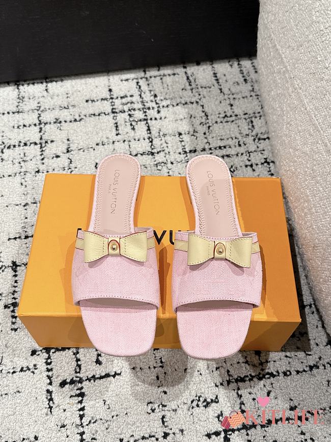 Kitlife Louis Vuitton x TM Square Toe Open Toe Flip Flops Pink Denim - 1
