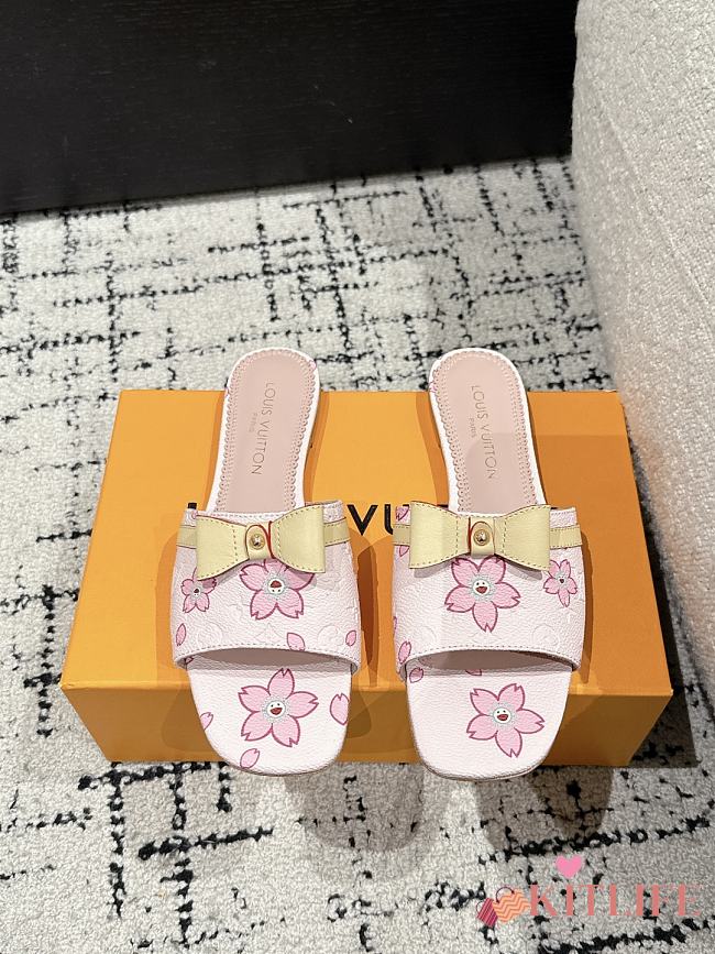 Kitlife Louis Vuitton x TM Square Toe Open Toe Flip Flops Cherry Pink - 1