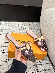 Kitlife Louis Vuitton x TM Square Toe Open Toe Flip Flops Cherry Brown - 4