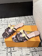 Kitlife Louis Vuitton x TM Square Toe Open Toe Flip Flops Cherry Brown - 2