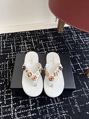 Kitlife Chanel Thongs Lambskin & Metal White - 1