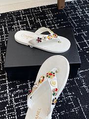 Kitlife Chanel Thongs Lambskin & Metal White - 5