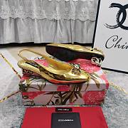 Kitlife Dolce & Gabbana Rhinestone Buckle Decorated Closed Toe Sandals Gold - 3