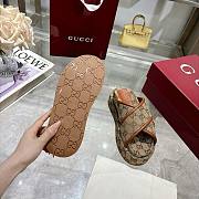 Kitlife Gucci 2025 GG Thick-soled Platform Mule Beige & Brown - 4