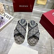 Kitlife Gucci 2025 GG Thick-soled Platform Mule Beige & Dark Blue - 4