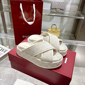 Kitlife Gucci 2025 GG Thick-soled Platform Mule White