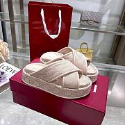 Kitlife Gucci 2025 GG Thick-soled Platform Mule Cream - 1