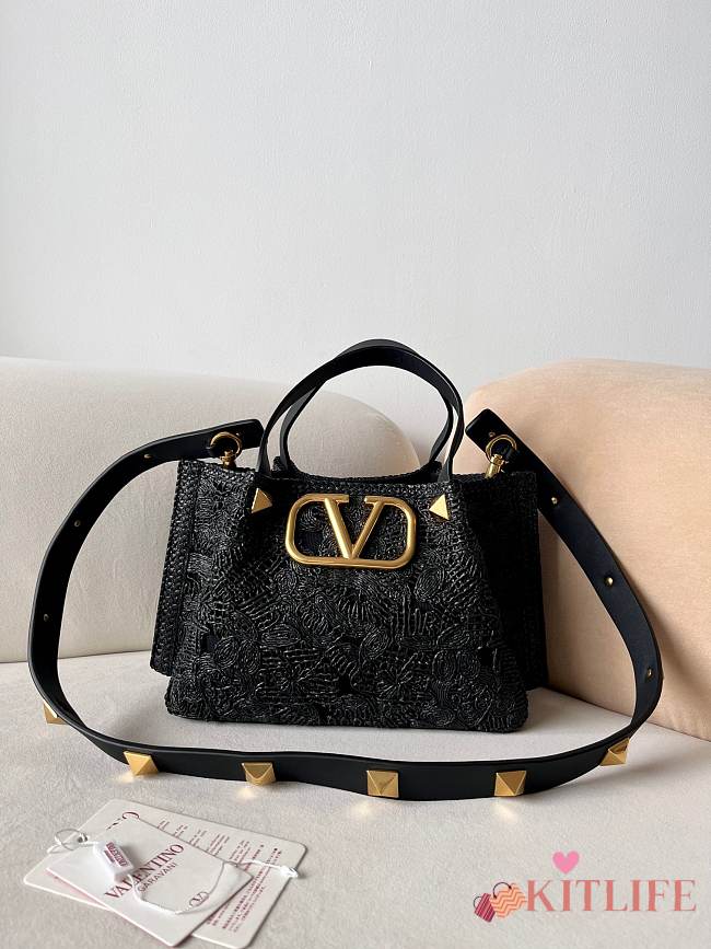 Kitlife Valentino Garavani Shopping Bag In Lace-Effect-Raffia Black 22076 25x18x12cm - 1