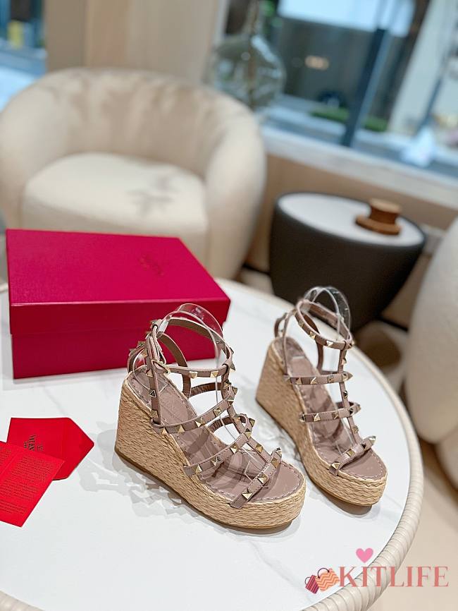 Kitlife Valentino Studded Leather Espadrille Platform Sandals Beige 100mm - 1