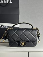 Kitlife Chanel 25C Braided Knotted Bag Black 18x5x13cm - 1