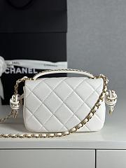 Kitlife Chanel 25C Braided Knotted Bag White 18x5x13cm - 2