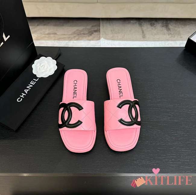 Kitlife Chanel Classic Vintage Slippers Pink & Black - 1