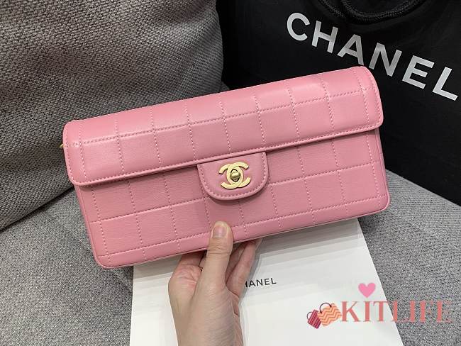 Kitlife Chanel East West Teal Chocolate Bar Quilted Chain Flap Bag Pink 26x12.5x4cm - 1