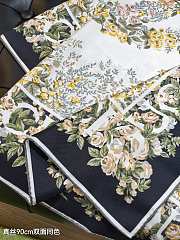 Kitlife Gucci Interlocking G Floral Twill Silk Scarf Beige & Black 90x90cm   - 2